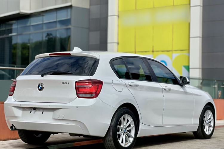 Used BMW 1 Series 2013 Facelifted 118i Leading Edition Exterior 4