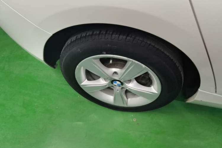 Used BMW 1 Series 2013 Revised 118i Sport Edition Exterior 5
