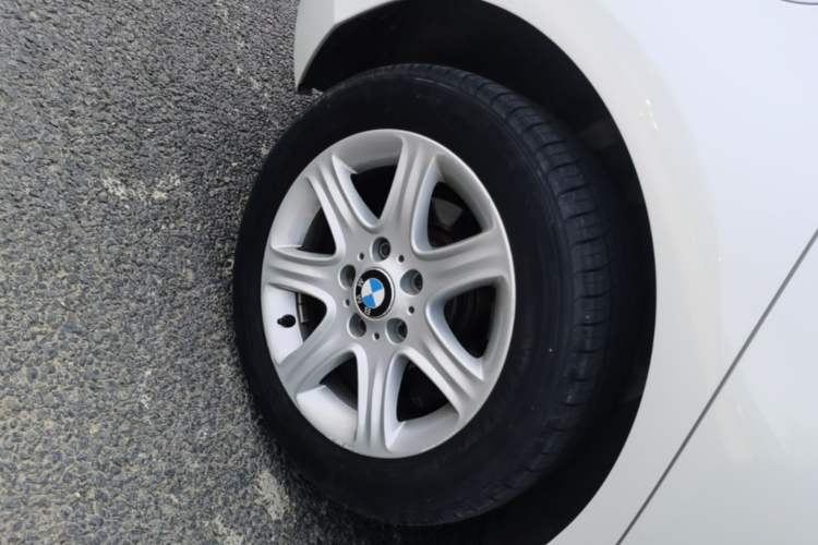 Used BMW 1 Series 2013 Revised 116i Leading Edition Exterior 5