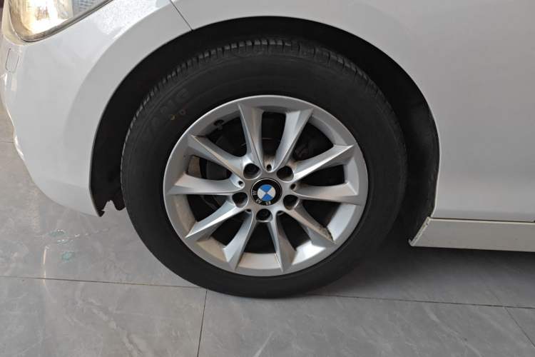 Used BMW 1 Series 2013 Revised 116i Leading Edition Exterior 7