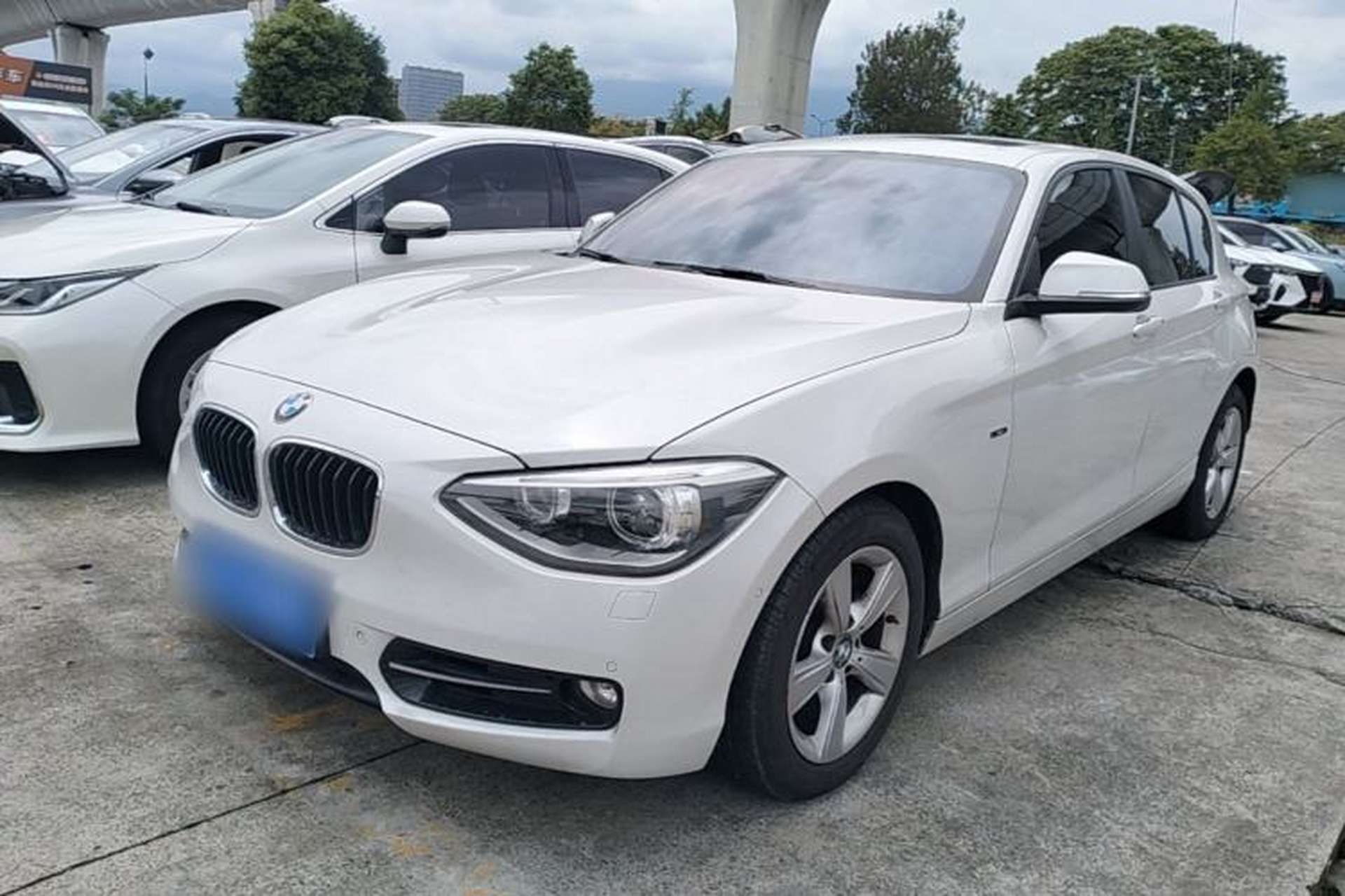Used BMW 1 Series 2013 Revised 118i Sport Edition Front Left 45 Deg