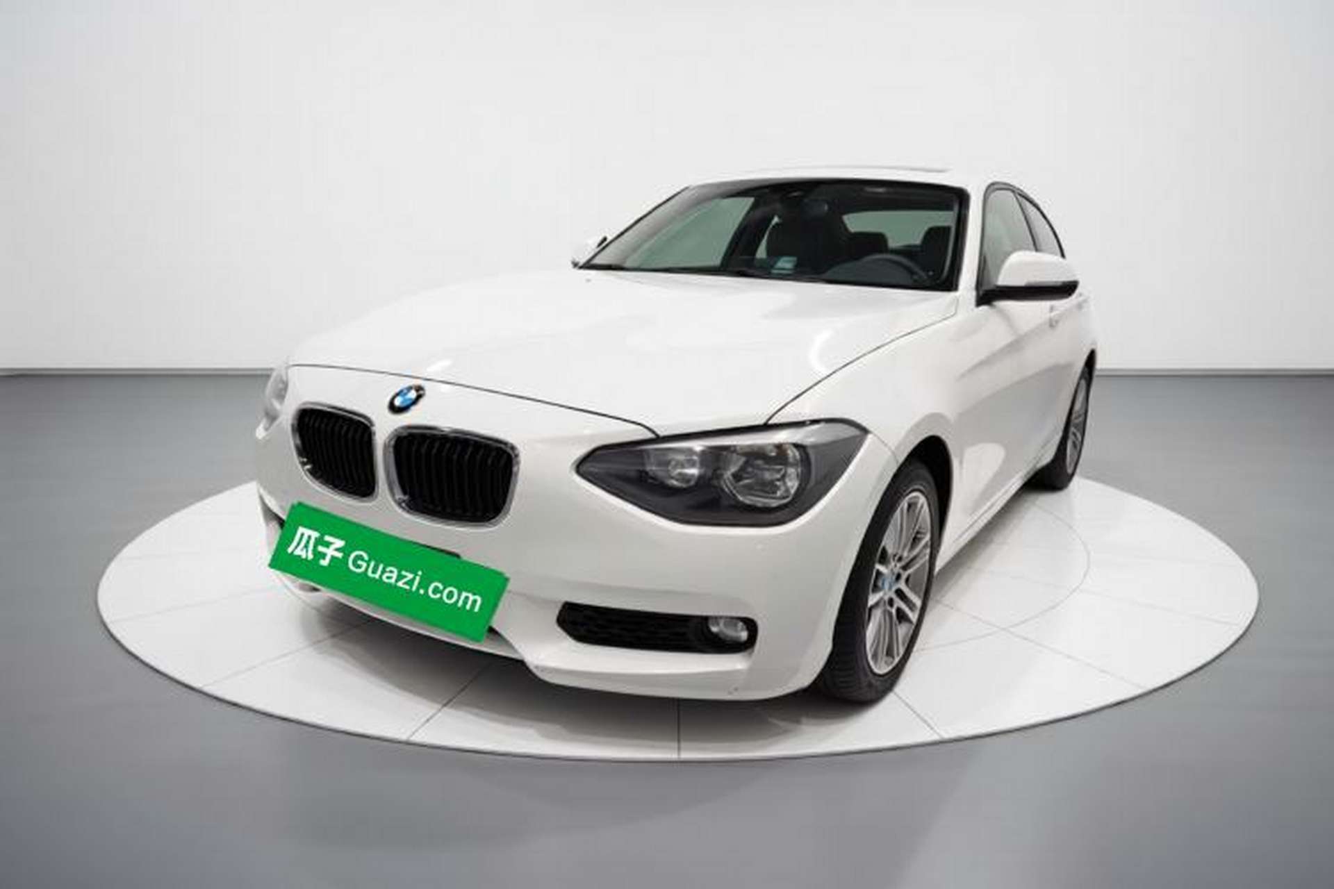 Used BMW 1 Series 2013 Revised 116i Leading Edition Front Left 45 Deg