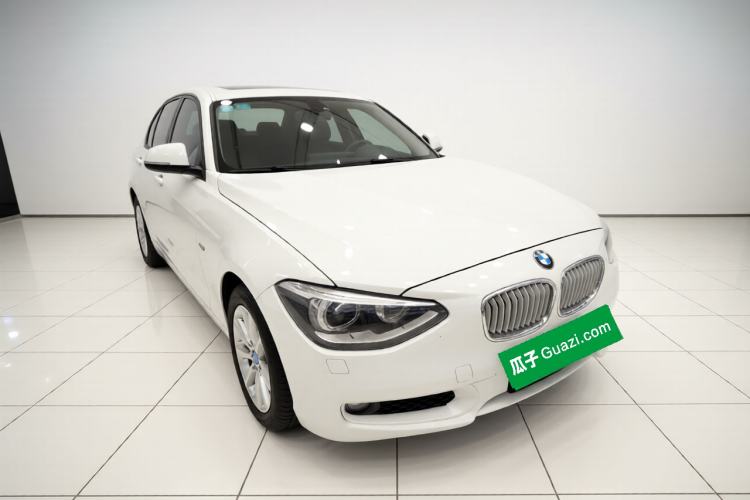 Used BMW 1 Series 2013 Revised 116i Urban Edition Front Right 45 Deg