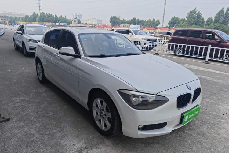 Used BMW 1 Series 2013 Revised 116i Leading Edition Front Right 45 Deg