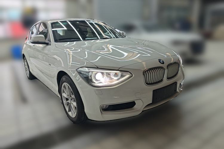 Used BMW 1 Series 2013 Revised 116i Urban Edition Front Right 45 Deg