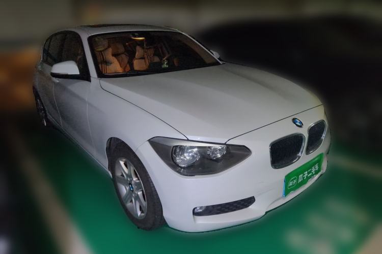Used BMW 1 Series 2013 Revised 116i Leading Edition Front Right 45 Deg