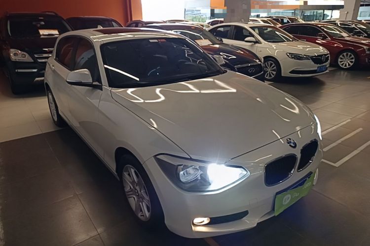 Used BMW 1 Series 2013 Revised 116i Leading Edition Front Right 45 Deg
