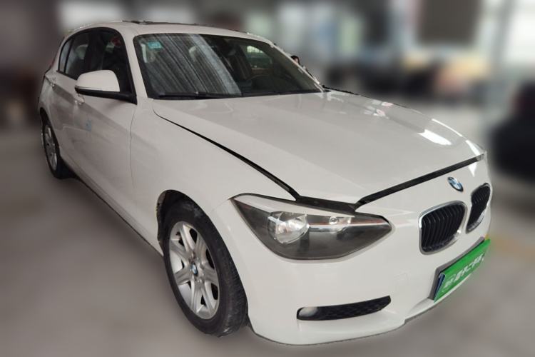 Used BMW 1 Series 2013 Revised 116i Leading Edition Front Right 45 Deg