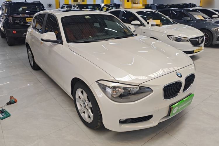 Used BMW 1 Series 2013 Revised 116i Leading Edition Front Right 45 Deg