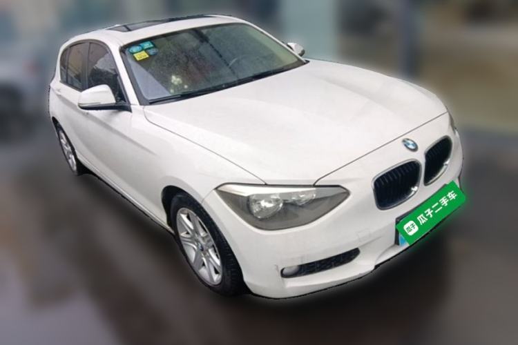 Used BMW 1 Series 2013 Revised 116i Leading Edition Front Right 45 Deg