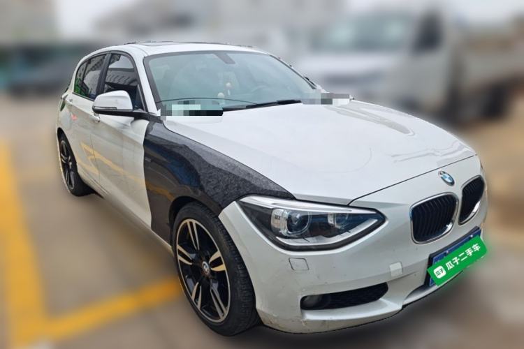 Used BMW 1 Series 2013 Facelifted 118i Leading Edition Front Right 45 Deg