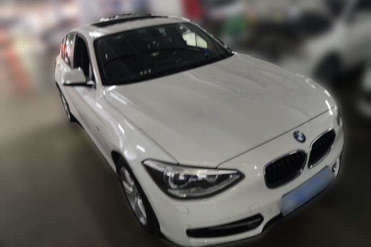 Used BMW 1 Series 2013 Revised 118i Sport Edition Front Right 45 Deg