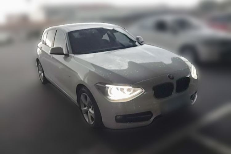 Used BMW 1 Series 2013 Revised 118i Sport Edition Front Right 45 Deg