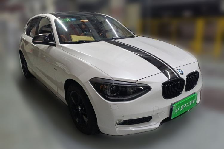 Used BMW 1 Series 2013 Revised 116i Leading Edition Front Right 45 Deg