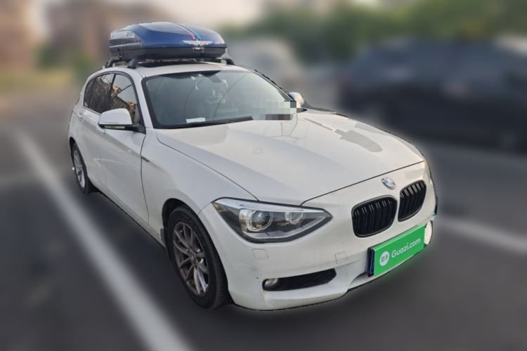 Used BMW 1 Series 2013 Facelifted 118i Leading Edition Front Right 45 Deg