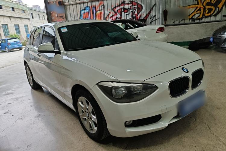 Used BMW 1 Series 2013 Revised 116i Leading Edition Front Right 45 Deg
