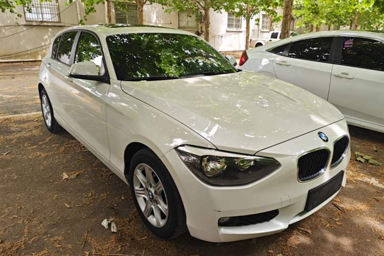 Used BMW 1 Series 2013 Revised 116i Leading Edition Front Right 45 Deg