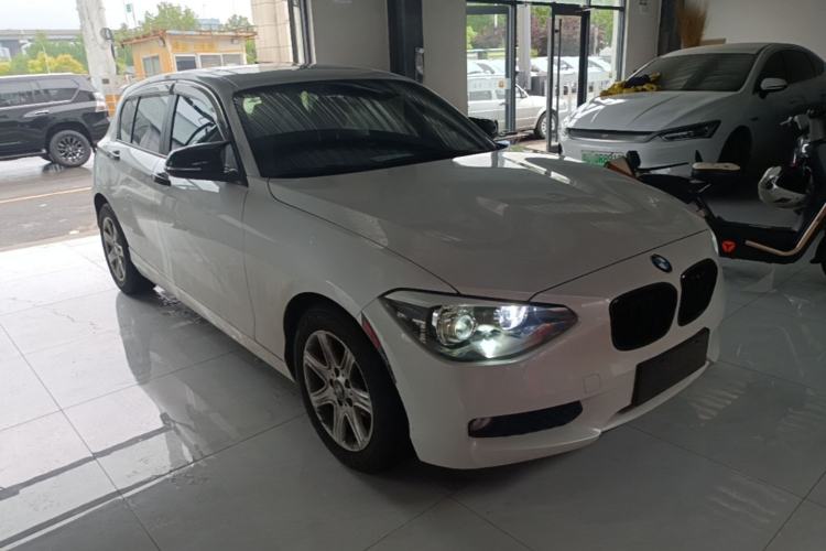 Used BMW 1 Series 2013 Revised 116i Leading Edition Front Right 45 Deg