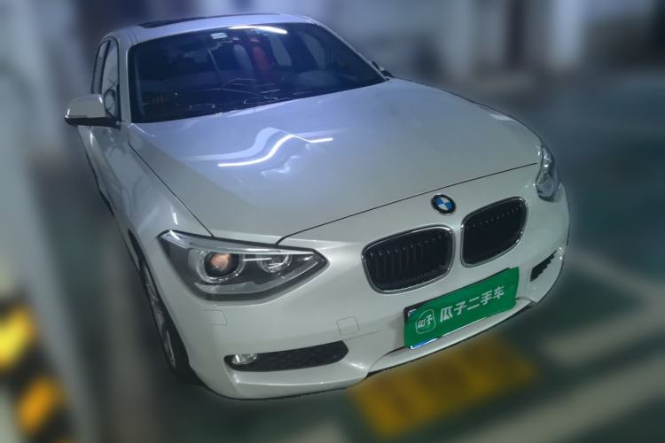 Used BMW 1 Series 2013 Facelifted 118i Leading Edition Front Right 45 Deg