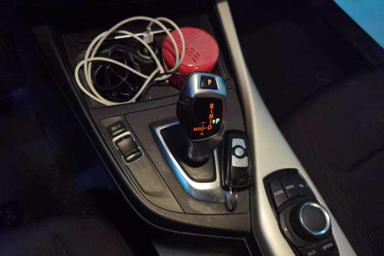 Used BMW 1 Series 2013 Revised 116i Leading Edition Gear Lever