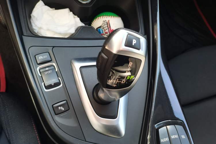Used BMW 1 Series 2013 Revised 118i Sport Edition Gear Lever