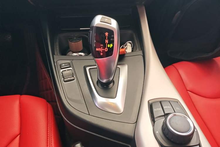 Used BMW 1 Series 2013 Revised 116i Leading Edition Gear Lever