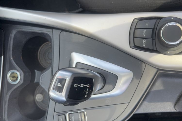 Used BMW 1 Series 2013 Revised 116i Leading Edition Gear Lever