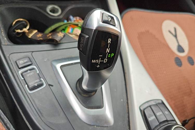 Used BMW 1 Series 2013 Revised 116i Leading Edition Gear Lever