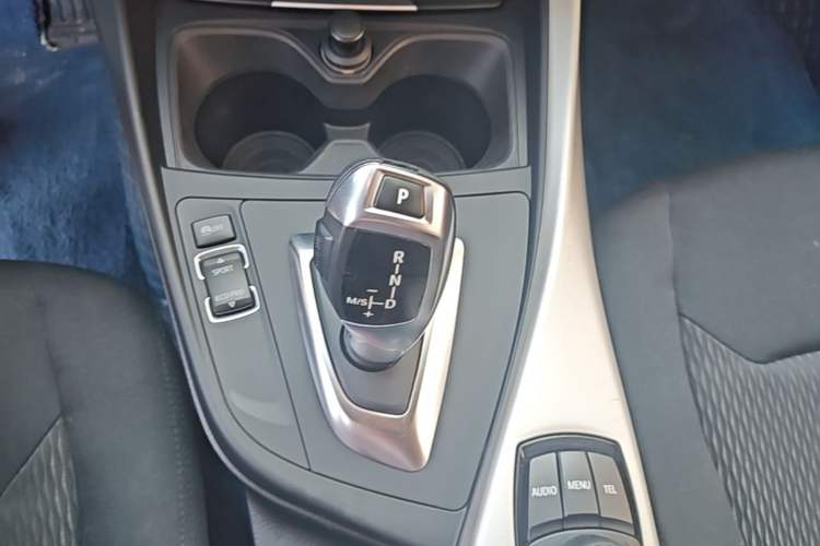 Used BMW 1 Series 2013 Revised 116i Leading Edition Gear Lever