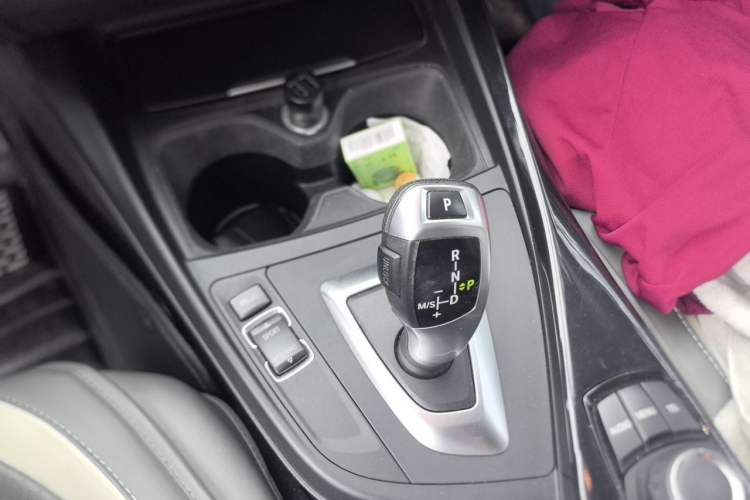 Used BMW 1 Series 2013 Revised 116i Urban Edition Gear Lever