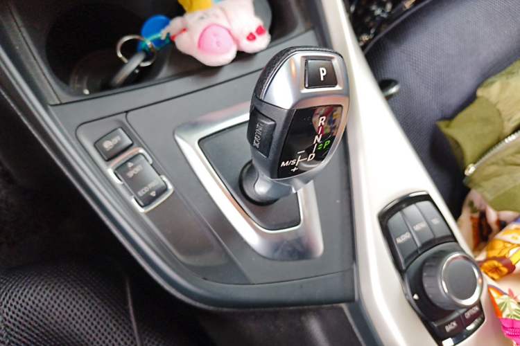 Used BMW 1 Series 2013 Revised 116i Leading Edition Gear Lever