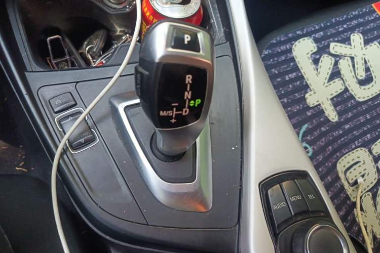Used BMW 1 Series 2013 Facelifted 118i Leading Edition Gear Lever