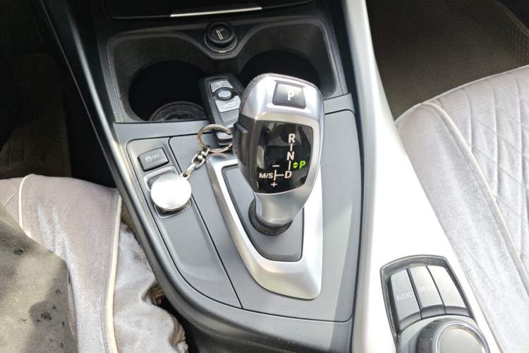 Used BMW 1 Series 2013 Revised 116i Leading Edition Gear Lever
