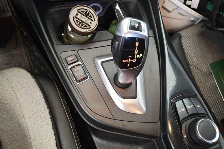 Used BMW 1 Series 2013 Revised 116i Leading Edition Gear Lever