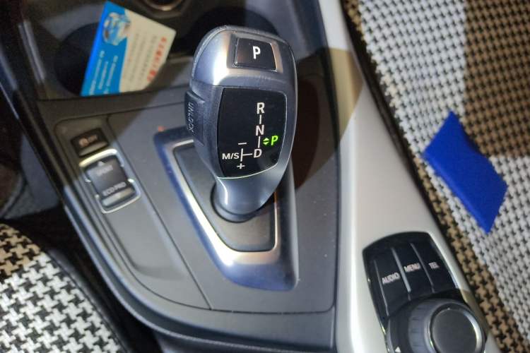 Used BMW 1 Series 2013 Revised 116i Leading Edition Gear Lever