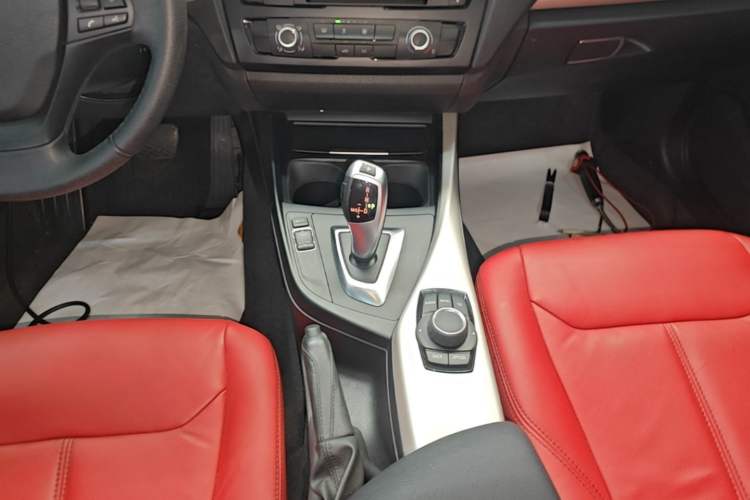 Used BMW 1 Series 2013 Revised 116i Leading Edition Gear Lever