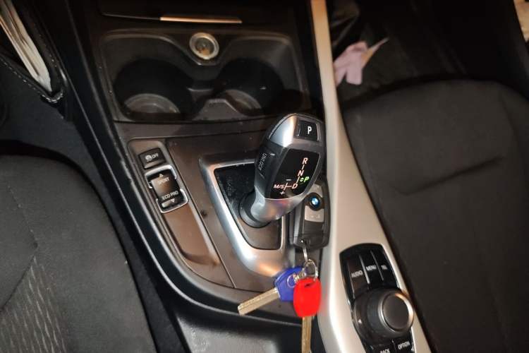 Used BMW 1 Series 2013 Revised 116i Leading Edition Gear Lever