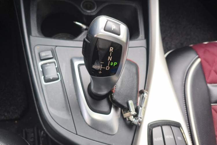 Used BMW 1 Series 2013 Revised 116i Leading Edition Gear Lever