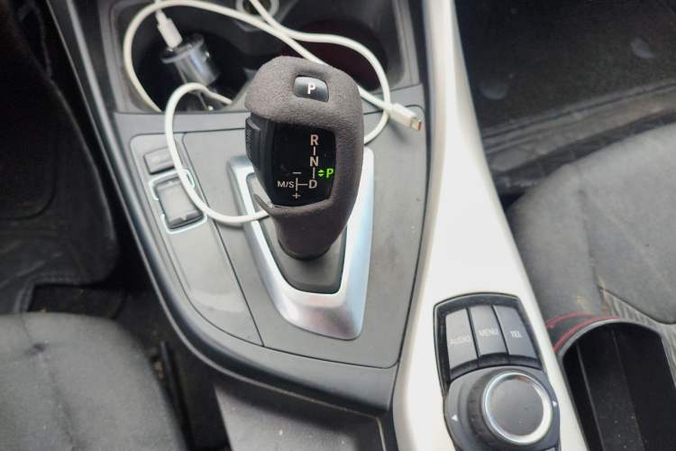 Used BMW 1 Series 2013 Revised 116i Leading Edition Gear Lever