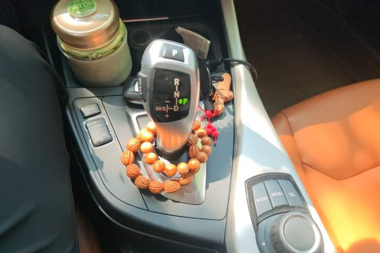Used BMW 1 Series 2013 Facelifted 118i Leading Edition Gear Lever