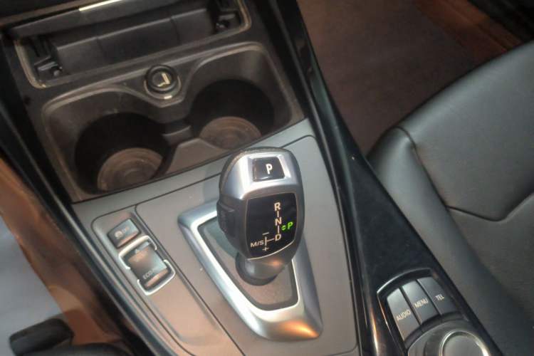 Used BMW 1 Series 2013 Revised 116i Urban Edition Gear Lever