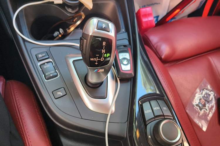 Used BMW 1 Series 2013 Revised 118i Sport Edition Gear Lever