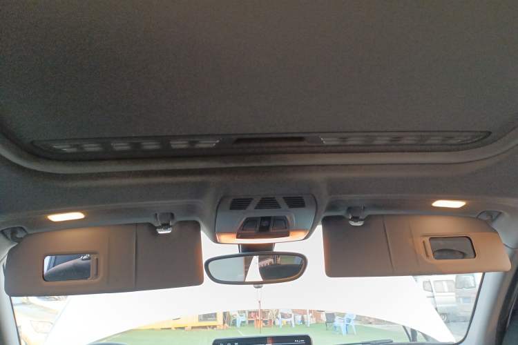 Used BMW 1 Series 2013 Facelifted 118i Leading Edition Headliner