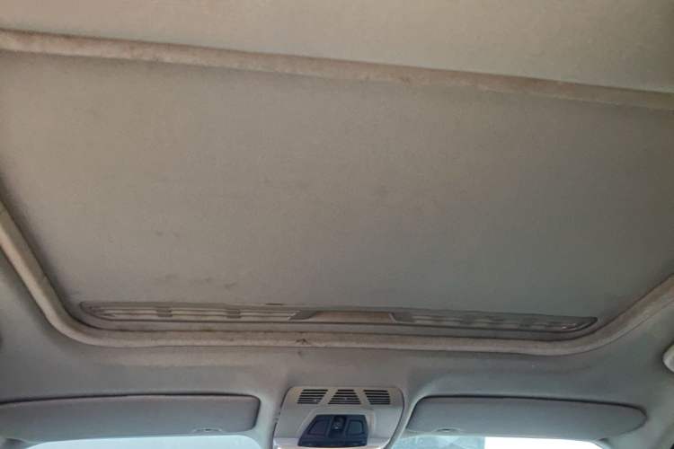 Used BMW 1 Series 2013 Facelifted 118i Leading Edition Headliner