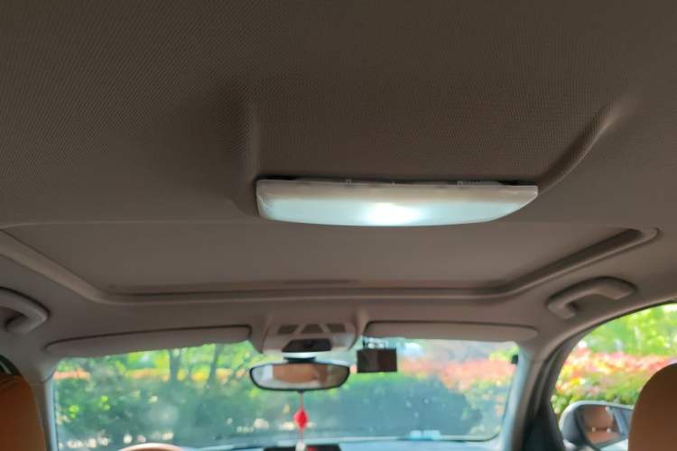 Used BMW 1 Series 2013 Facelifted 118i Leading Edition Headliner
