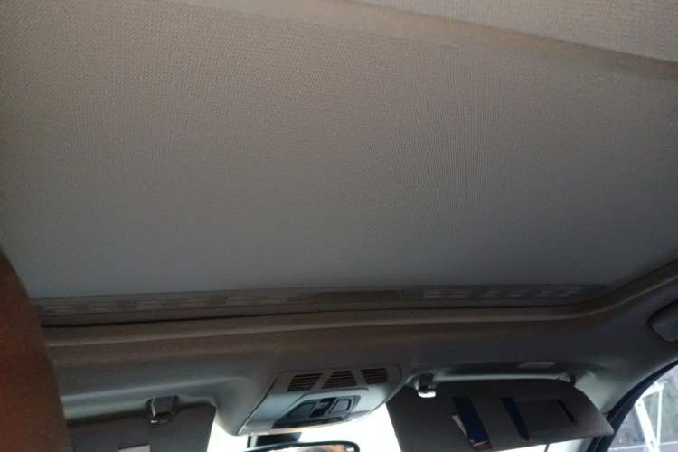 Used BMW 1 Series 2013 Facelifted 118i Leading Edition Headliner