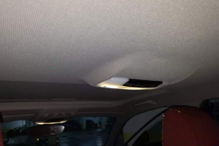 Used BMW 1 Series 2013 Facelifted 118i Leading Edition Headliner
