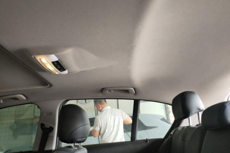 Used BMW 1 Series 2013 Facelifted 118i Leading Edition Headliner