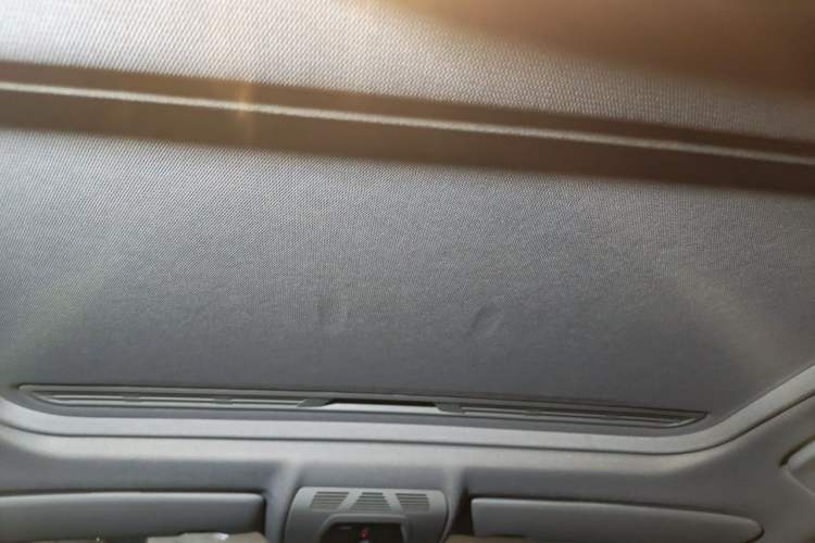 Used BMW 1 Series 2013 Facelifted 118i Leading Edition Headliner