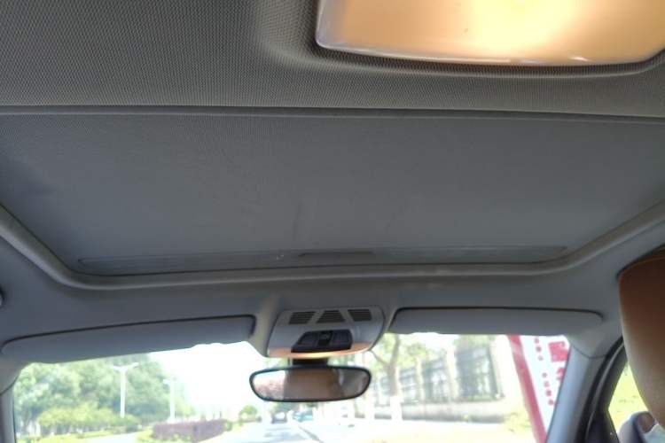 Used BMW 1 Series 2013 Facelifted 118i Leading Edition Headliner